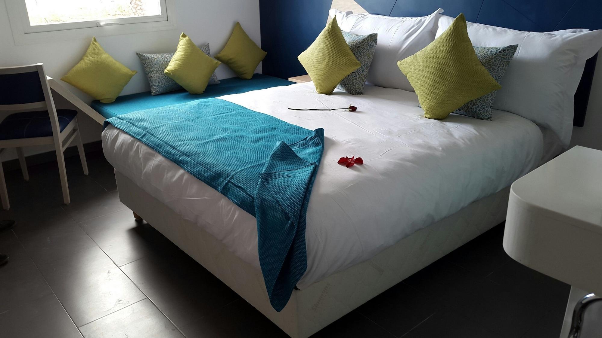 Relax Hotel Kenitra Exterior foto