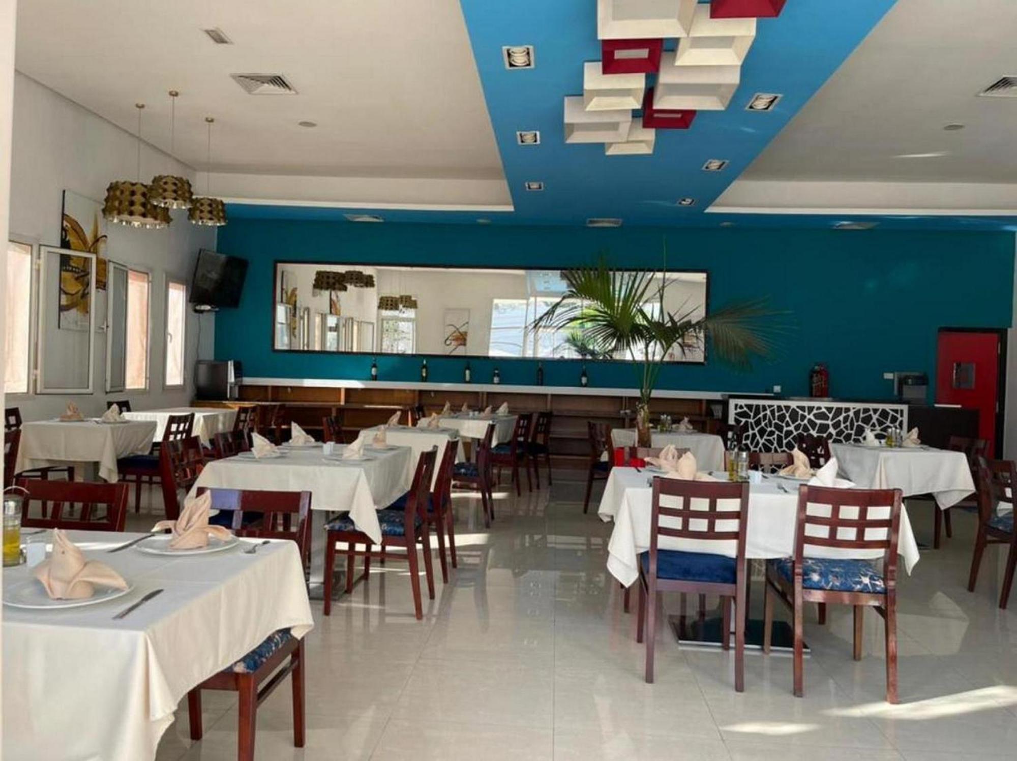 Relax Hotel Kenitra Exterior foto